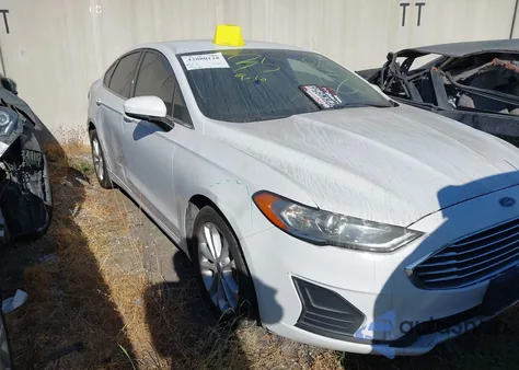 2020 Ford Fusion Hybrid Se from USA, damaged, VIN 3FA6P0LU8LR189463